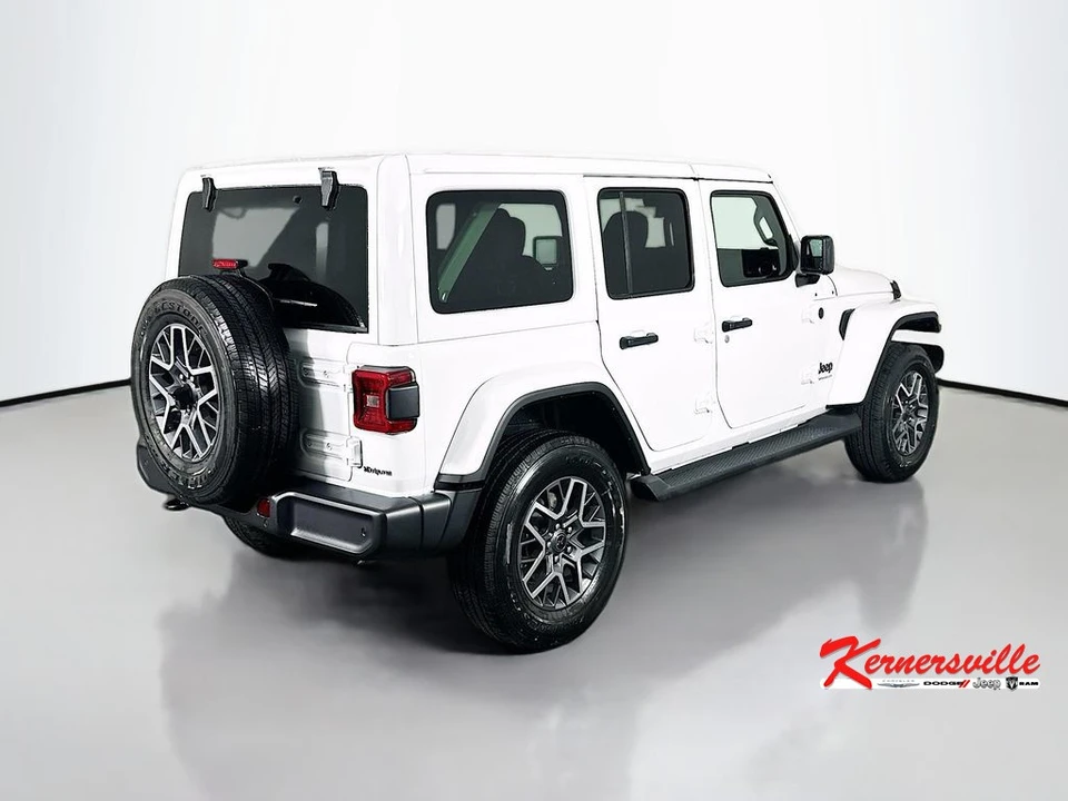2026 Jeep JL Wrangler - Image 7 of 21