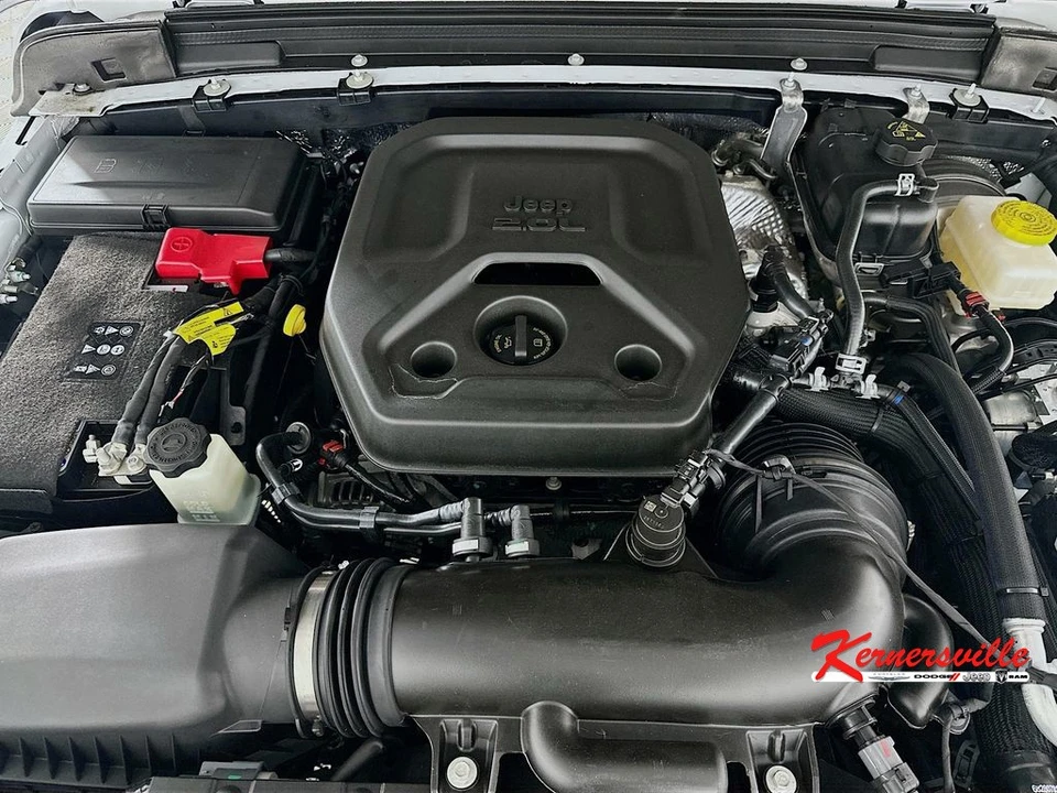 2026 Jeep JL Wrangler - Image 18 of 21
