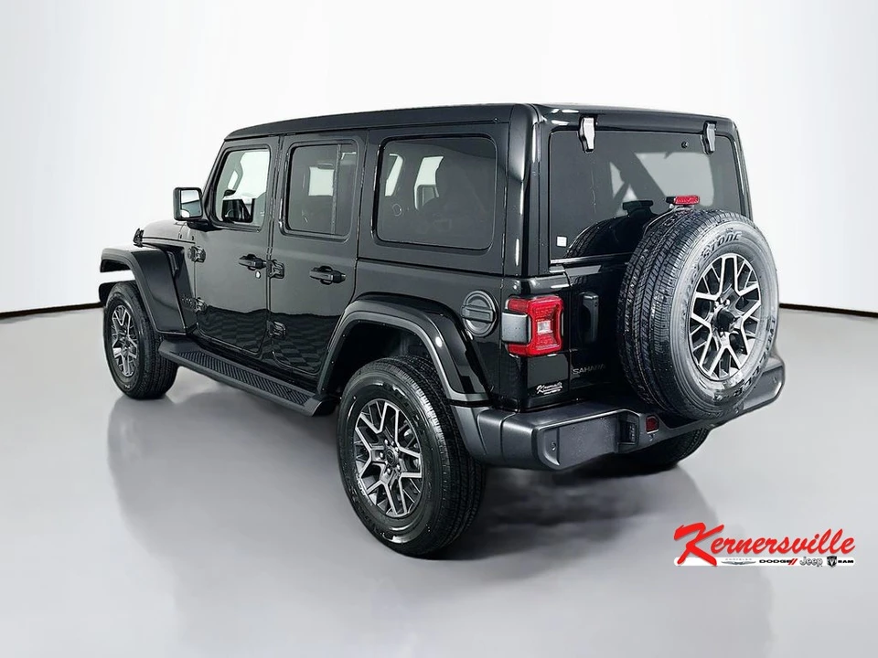 2026 Jeep JL Wrangler - Image 5 of 12