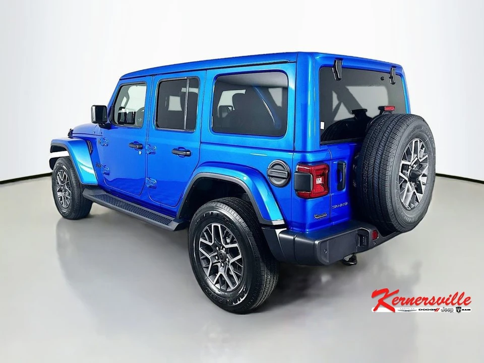 2026 Jeep JL Wrangler - Image 5 of 12