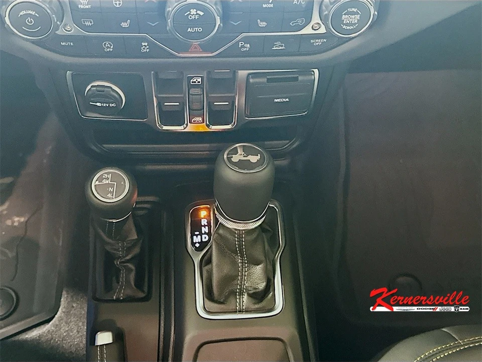 2026 Jeep JL Wrangler - Image 12 of 20