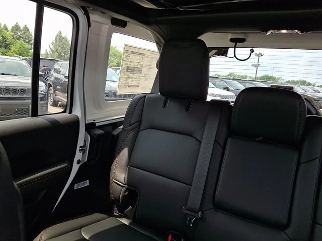 2026 Jeep JL Wrangler - Image 12 of 20