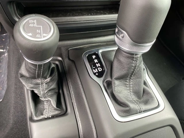 2026 Jeep JL Wrangler - Image 10 of 15