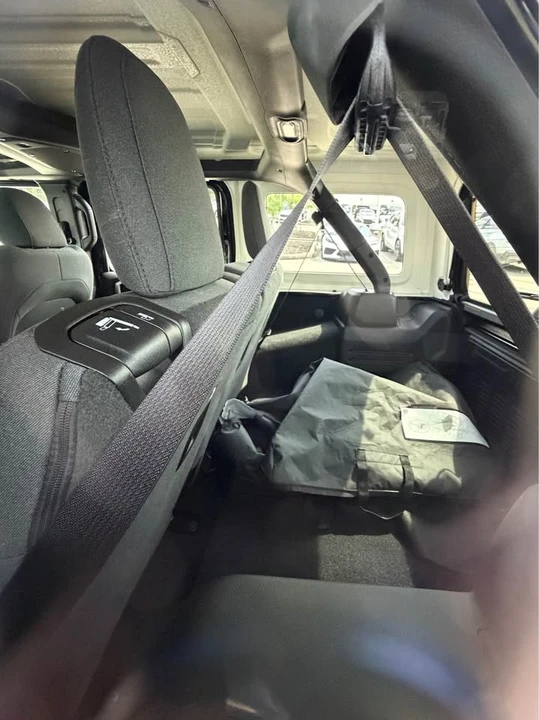 2026 Jeep JL Wrangler - Image 7 of 9