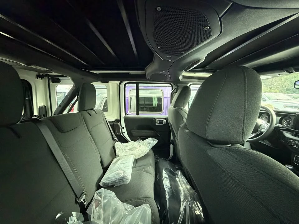 2026 Jeep JL Wrangler - Image 4 of 4