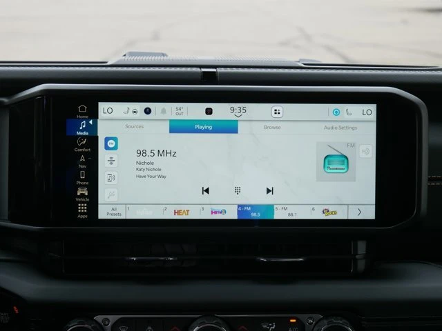 2026 Jeep JL Wrangler - Image 10 of 14