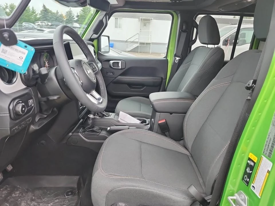 2026 Jeep JL Wrangler - Image 4 of 5