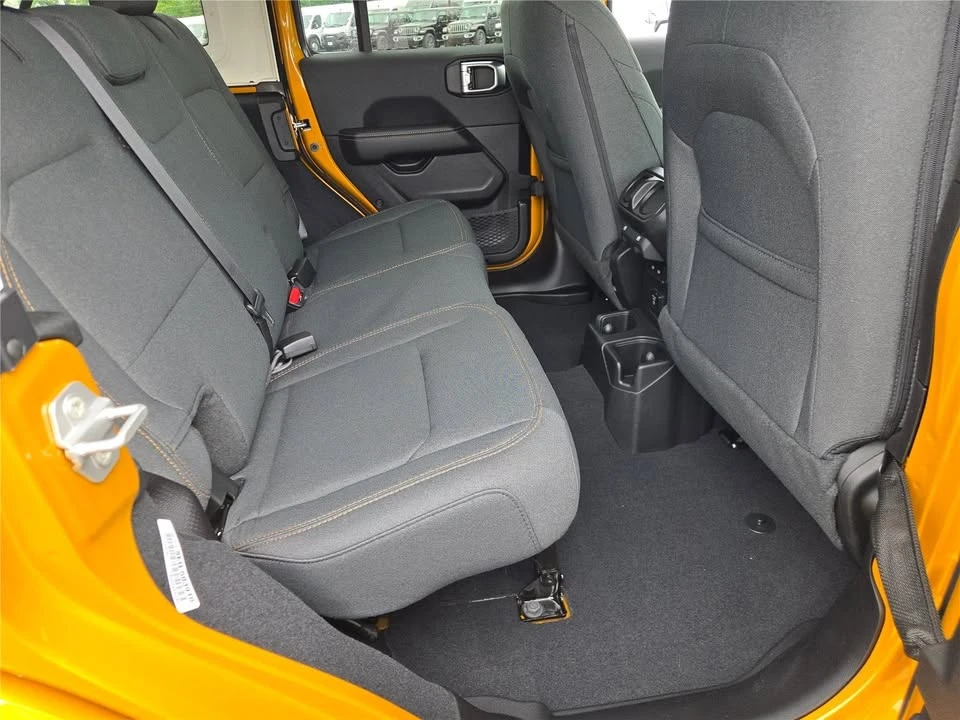 2026 Jeep JL Wrangler - Image 17 of 20