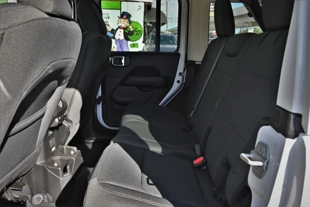 2026 Jeep JL Wrangler - Image 13 of 16