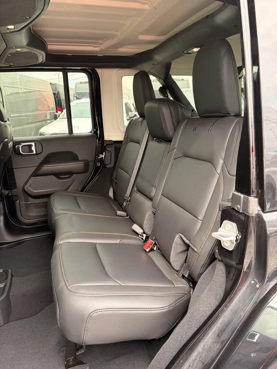 2026 Jeep JL Wrangler - Image 10 of 12
