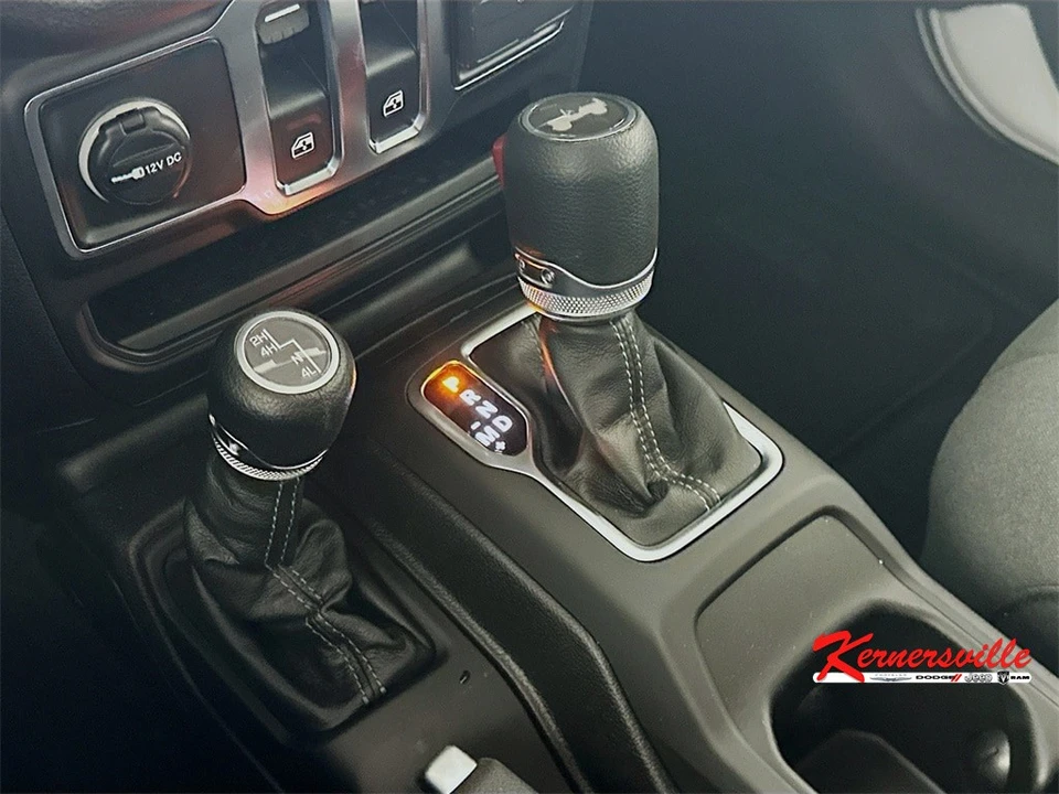 2026 Jeep JL Wrangler - Image 12 of 21