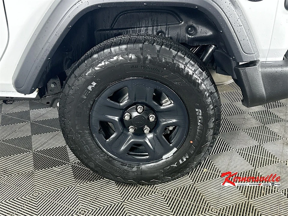 2026 Jeep JL Wrangler - Image 17 of 21
