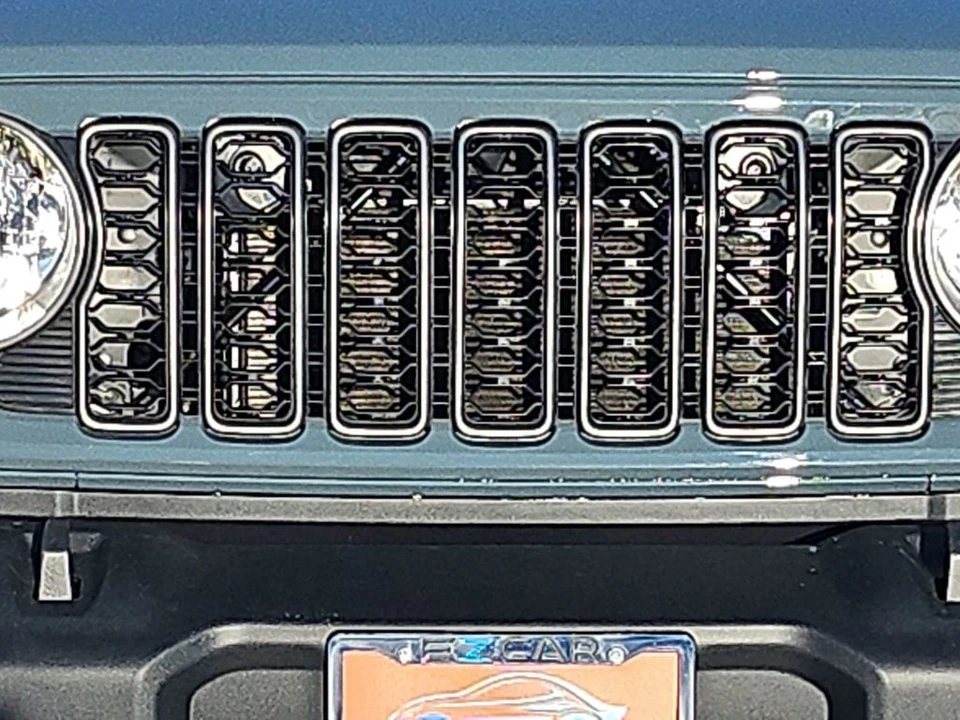 2026 Jeep JL Wrangler - Image 20 of 21