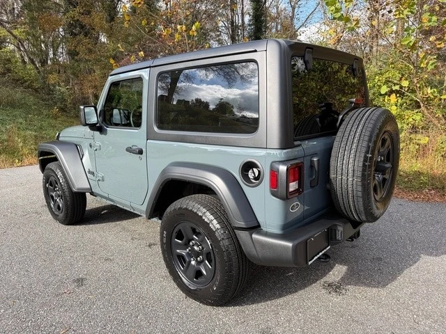 2026 Jeep JL Wrangler - Image 9 of 30