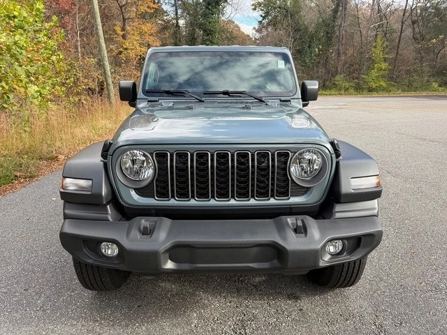 2026 Jeep JL Wrangler - Image 4 of 30