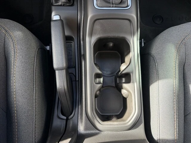 2026 Jeep JL Wrangler - Image 26 of 30