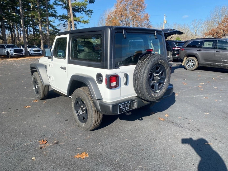 2026 Jeep JL Wrangler - Image 7 of 12