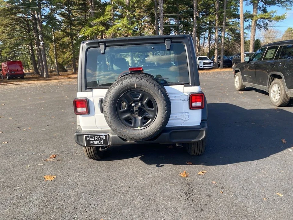 2026 Jeep JL Wrangler - Image 6 of 12
