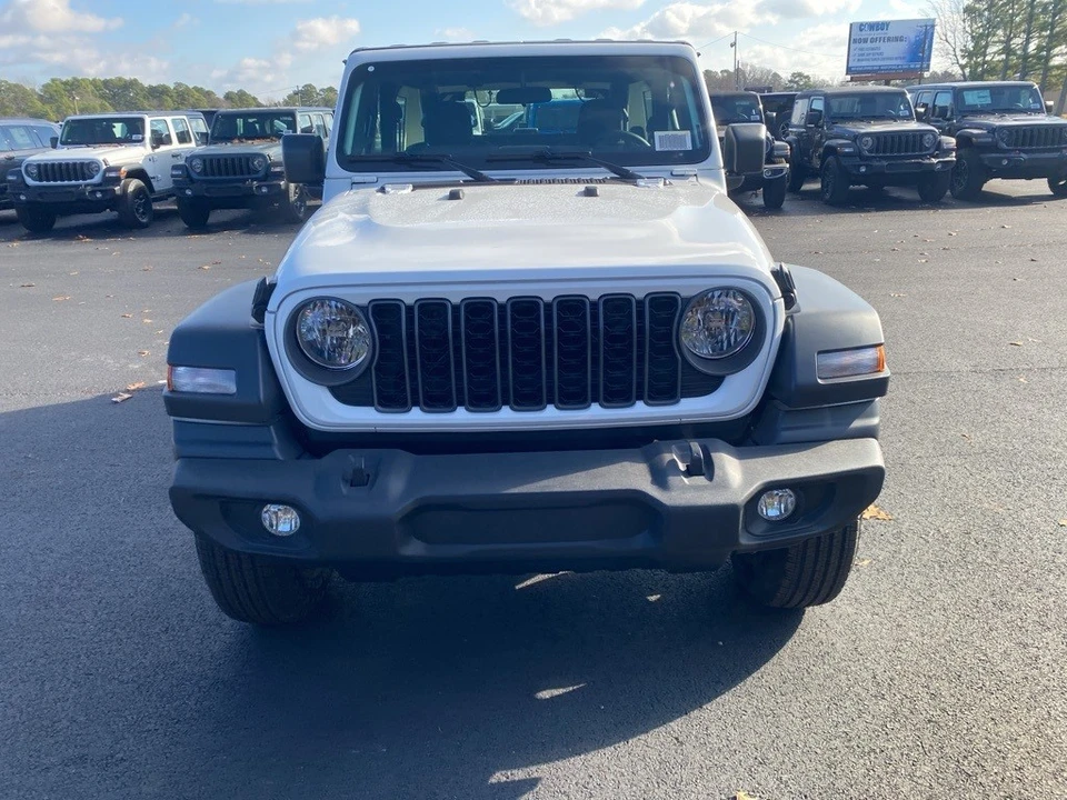 2026 Jeep JL Wrangler - Image 2 of 12