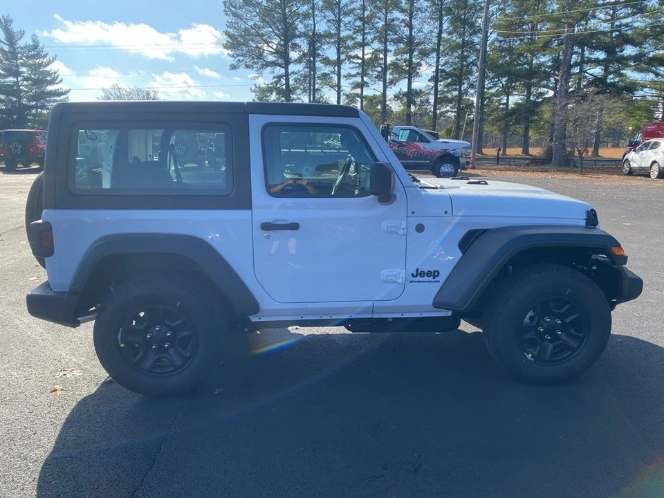 2026 Jeep JL Wrangler - Image 4 of 12