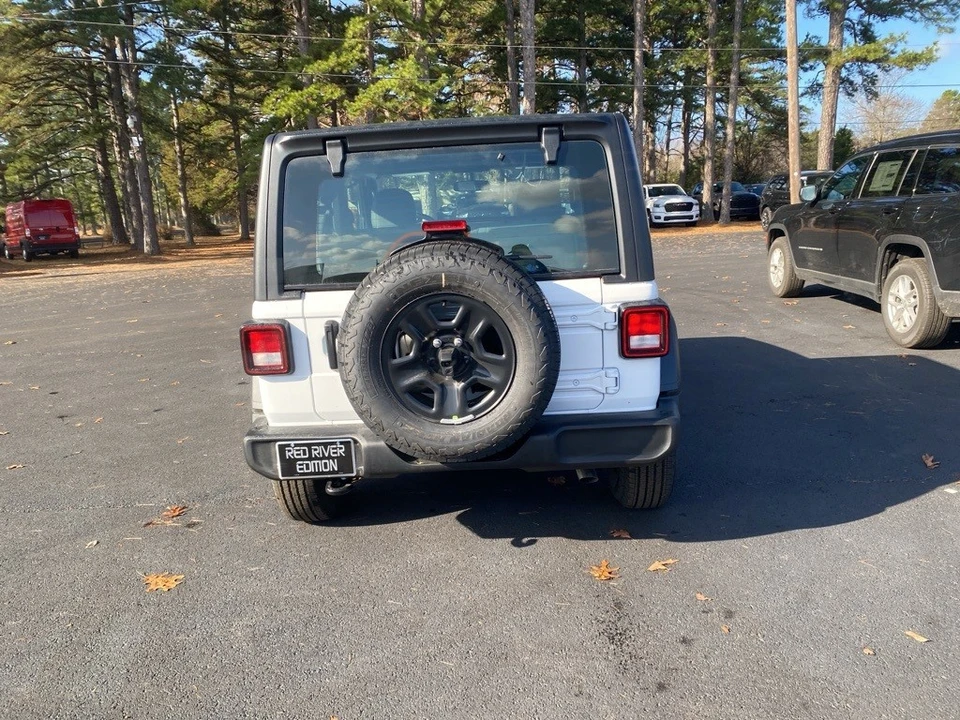 2026 Jeep JL Wrangler - Image 6 of 12