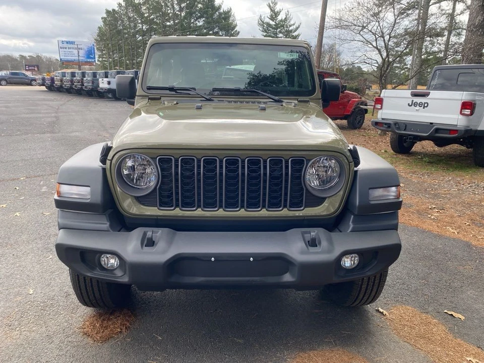 2026 Jeep JL Wrangler - Image 2 of 12