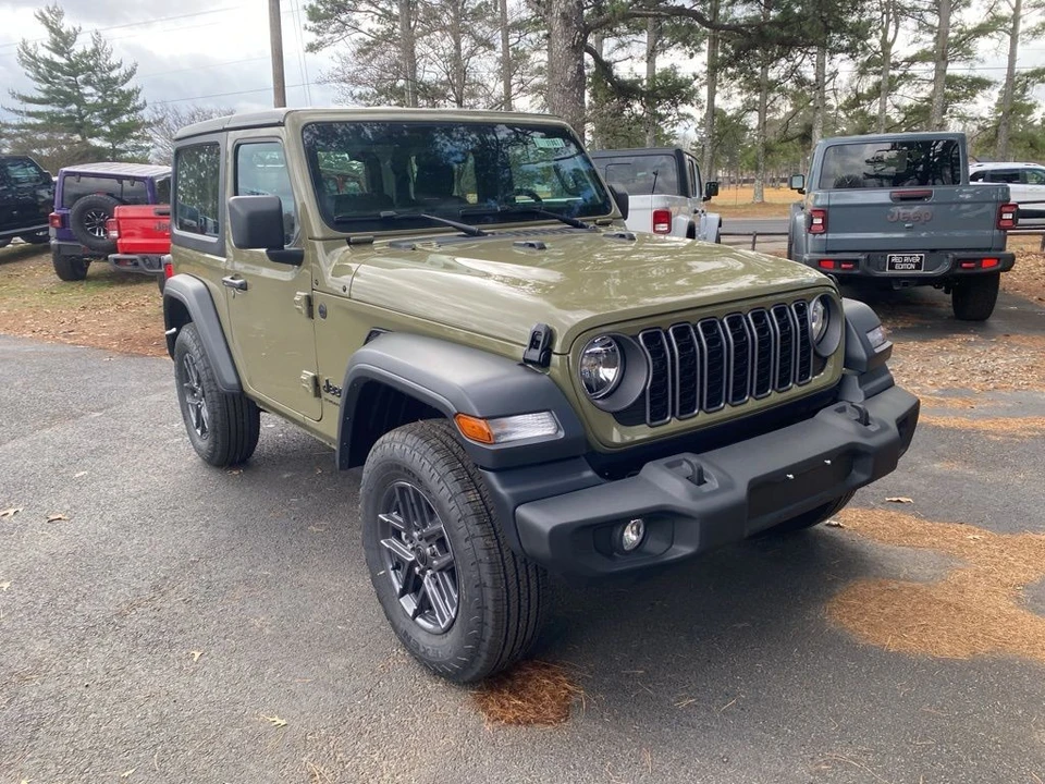 2026 Jeep JL Wrangler - Image 3 of 12