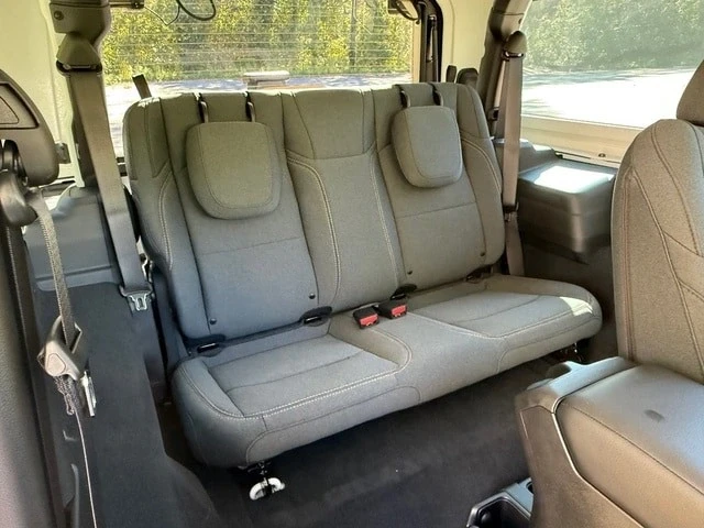 2026 Jeep JL Wrangler - Image 18 of 21