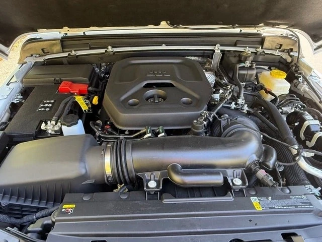 2026 Jeep JL Wrangler - Image 10 of 21
