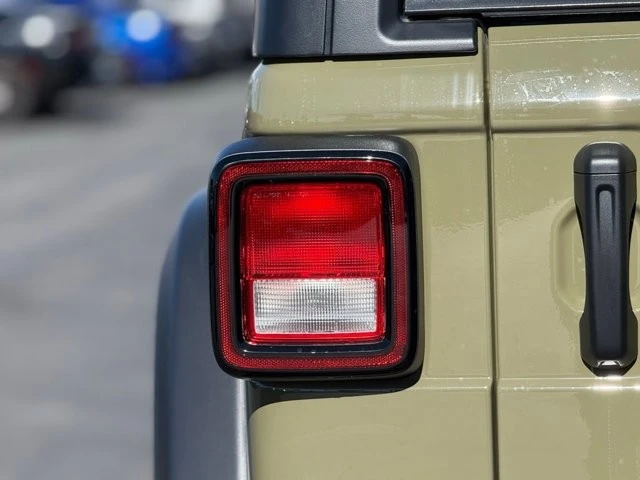 2026 Jeep JL Wrangler - Image 8 of 12