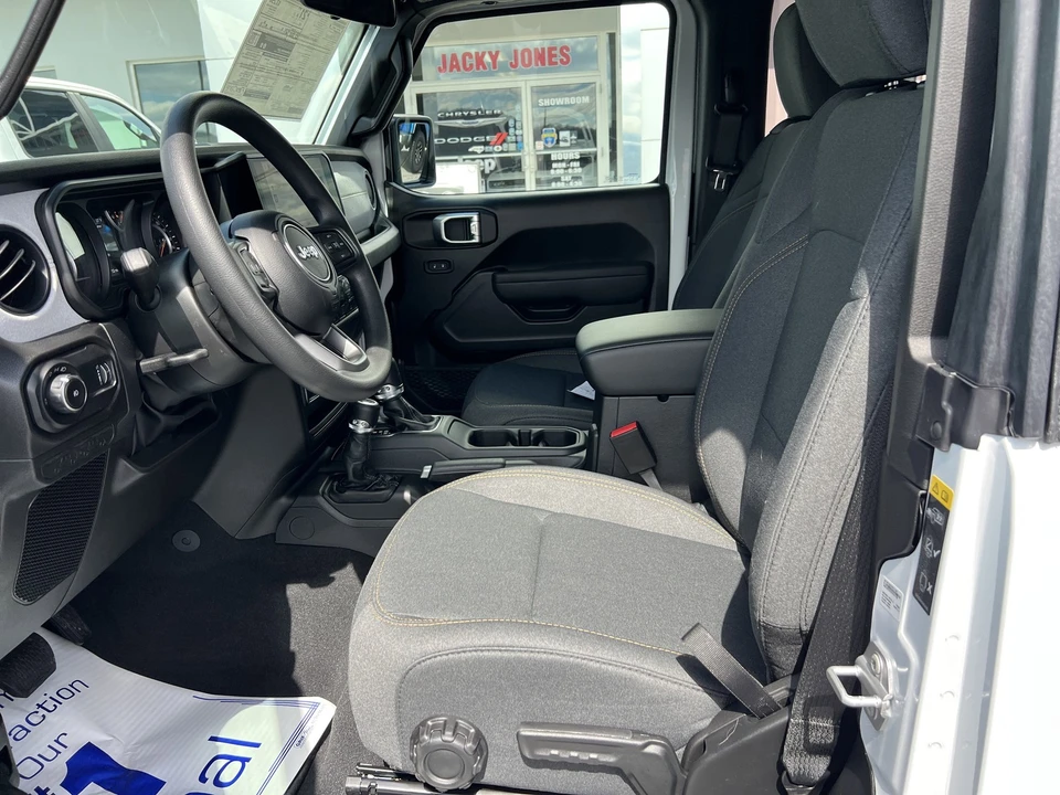 2026 Jeep JL Wrangler - Image 12 of 21