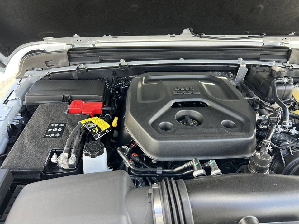2026 Jeep JL Wrangler - Image 20 of 21