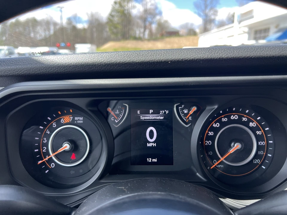2026 Jeep JL Wrangler - Image 19 of 21