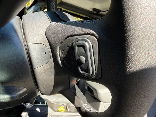 2026 Jeep JL Wrangler - Image 14 of 21