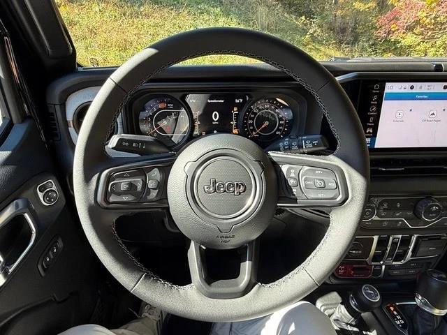 2026 Jeep JL Wrangler - Image 21 of 21