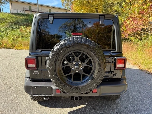 2026 Jeep JL Wrangler - Image 8 of 21