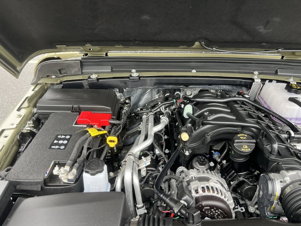 2026 Jeep JL Wrangler - Image 19 of 20