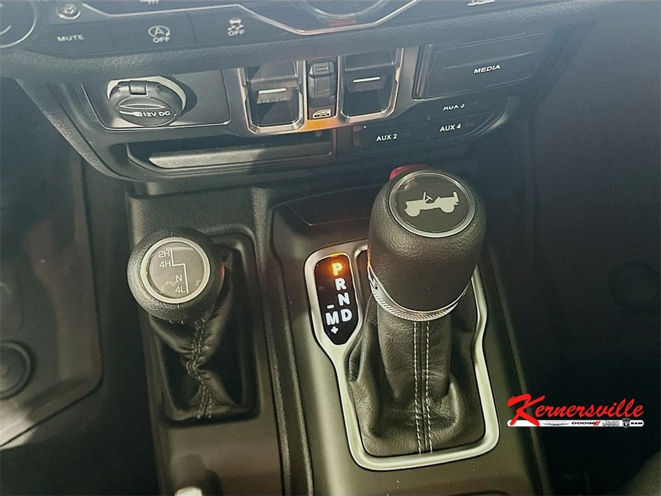 2026 Jeep JL Wrangler - Image 12 of 21