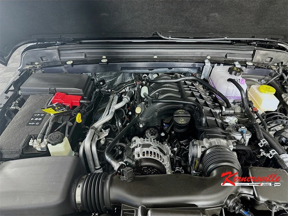 2026 Jeep JL Wrangler - Image 16 of 19