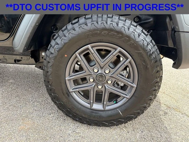 2026 Jeep JL Wrangler - Image 9 of 25