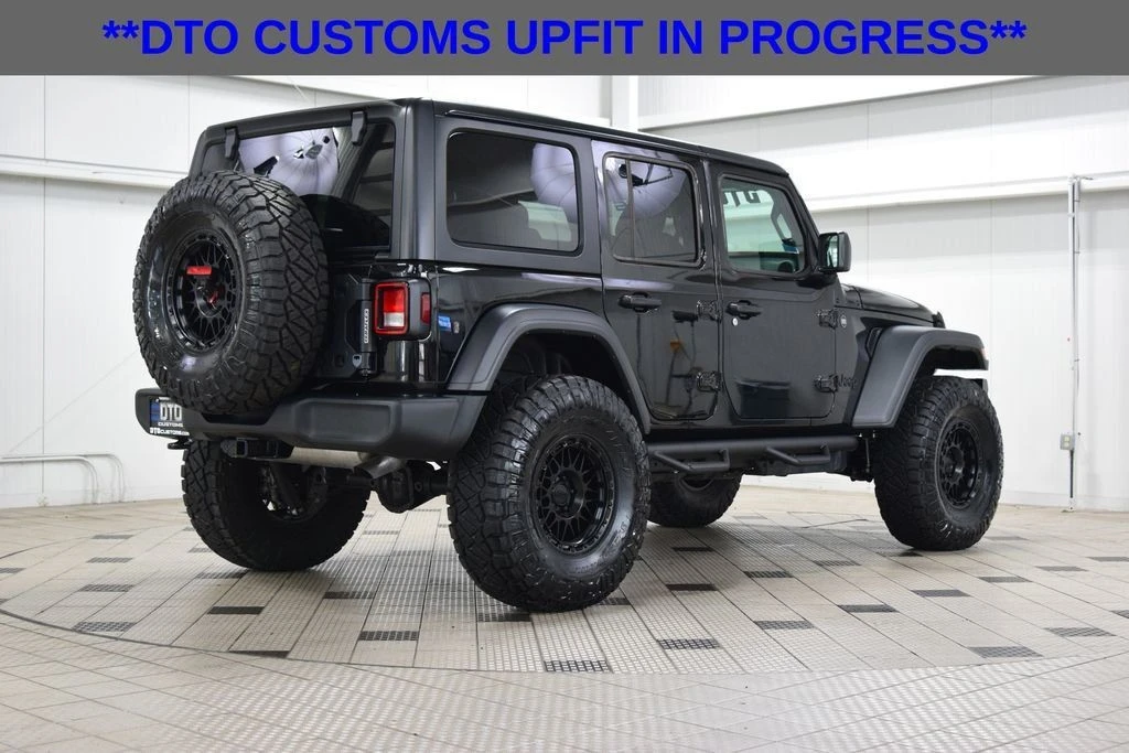 2026 Jeep JL Wrangler - Image 7 of 31