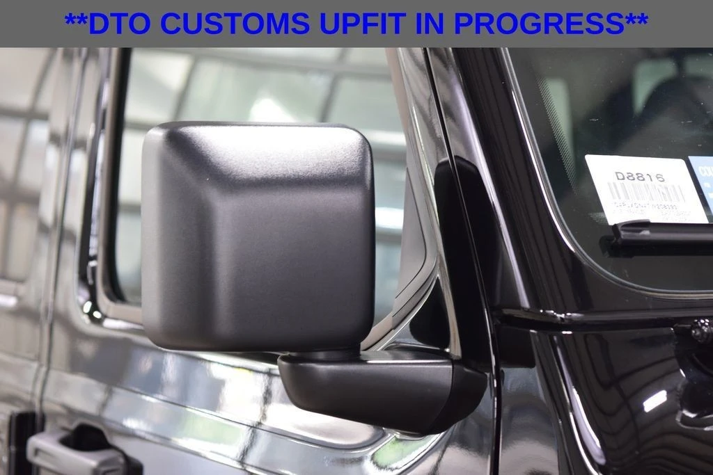 2026 Jeep JL Wrangler - Image 16 of 31