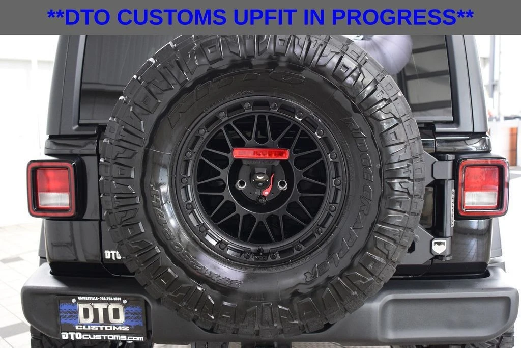 2026 Jeep JL Wrangler - Image 23 of 31