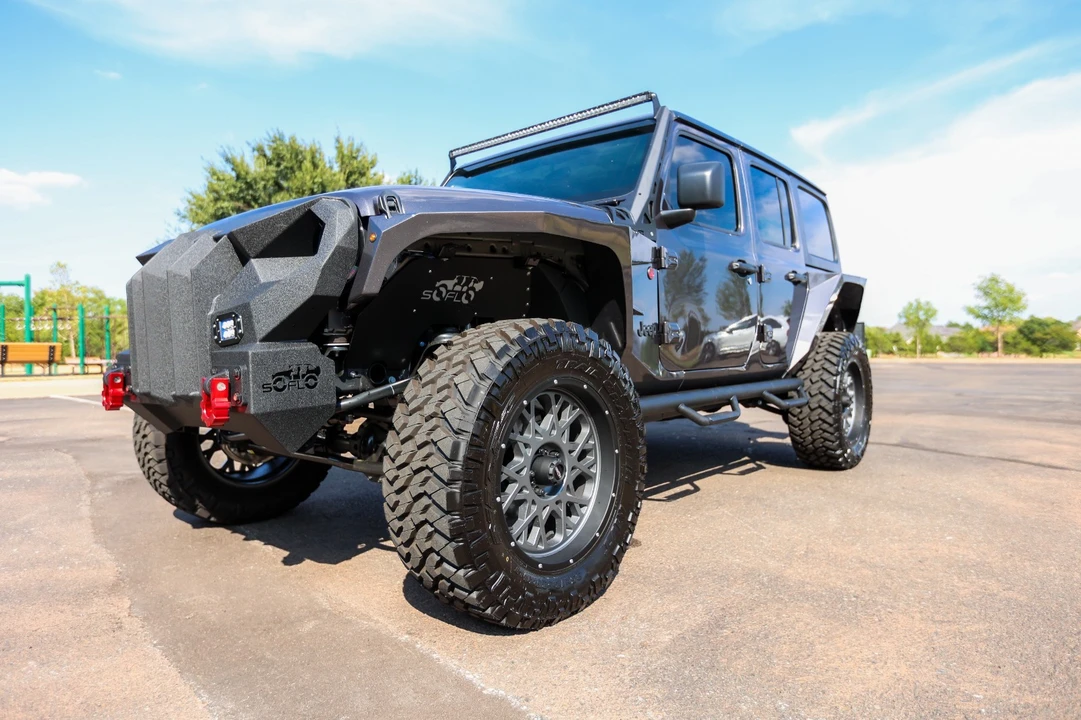 2026 Jeep JL Wrangler - Image 11 of 31