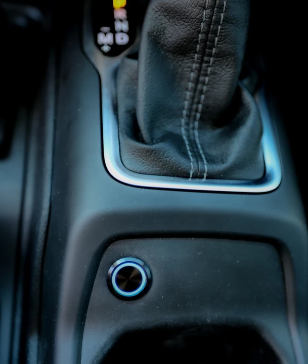 2026 Jeep JL Wrangler - Image 21 of 31
