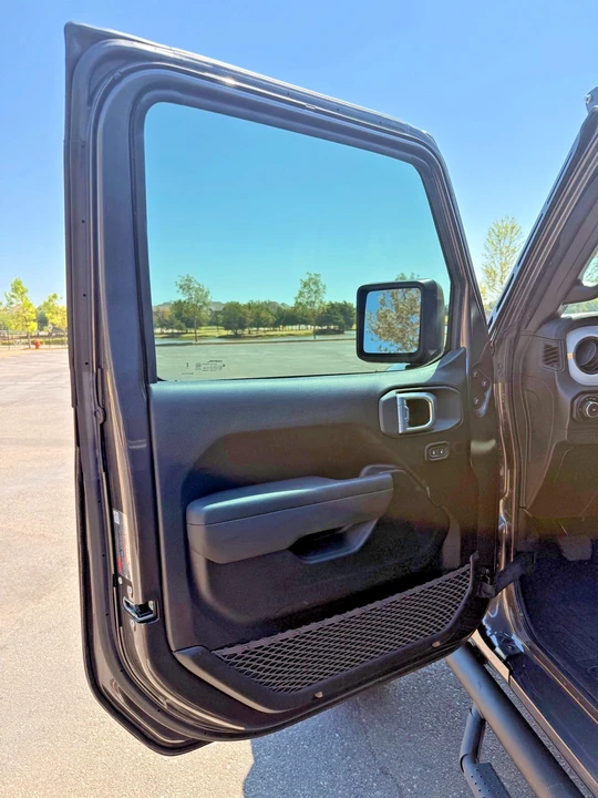 2026 Jeep JL Wrangler - Image 13 of 31