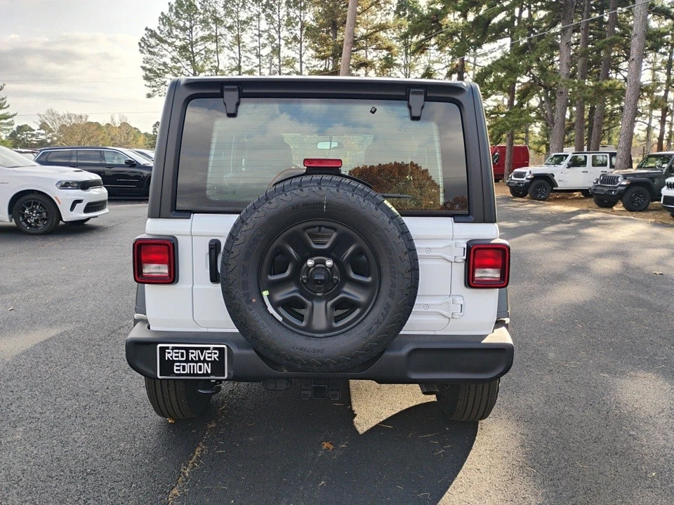 2026 Jeep JL Wrangler - Image 6 of 12