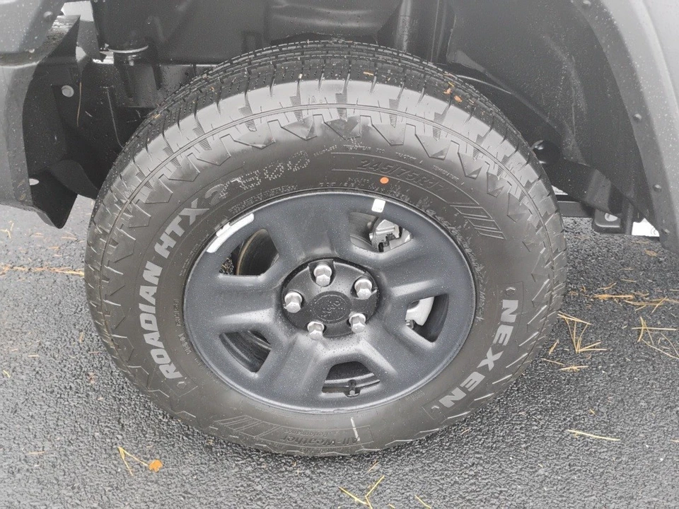 2026 Jeep JL Wrangler - Image 9 of 12