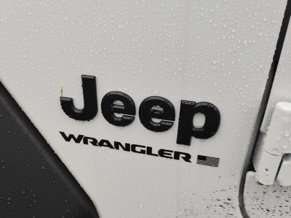 2026 Jeep JL Wrangler - Image 10 of 12