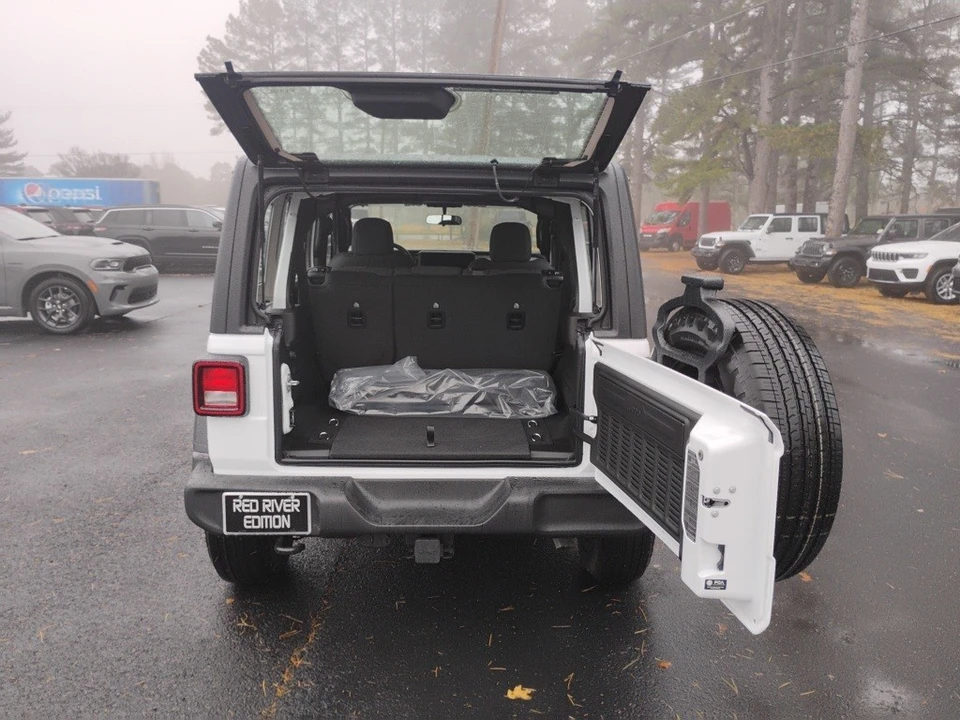 2026 Jeep JL Wrangler - Image 12 of 12